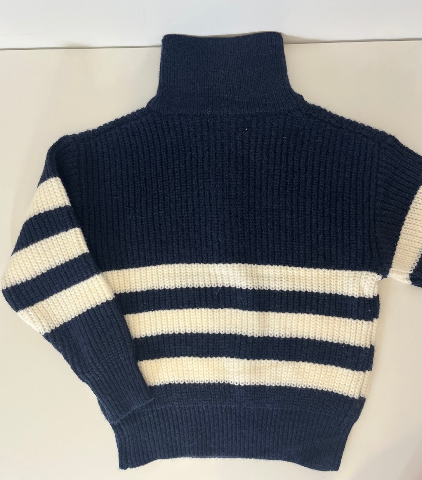 pull marine en maille