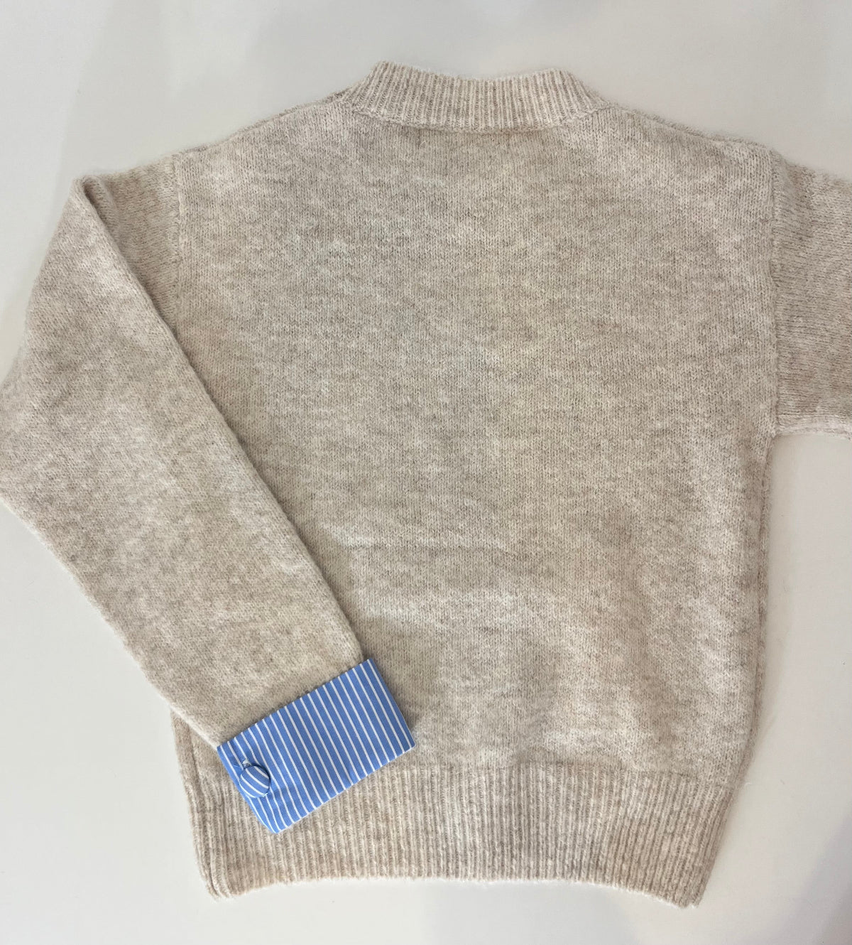 pull avec coeur brodé bleu