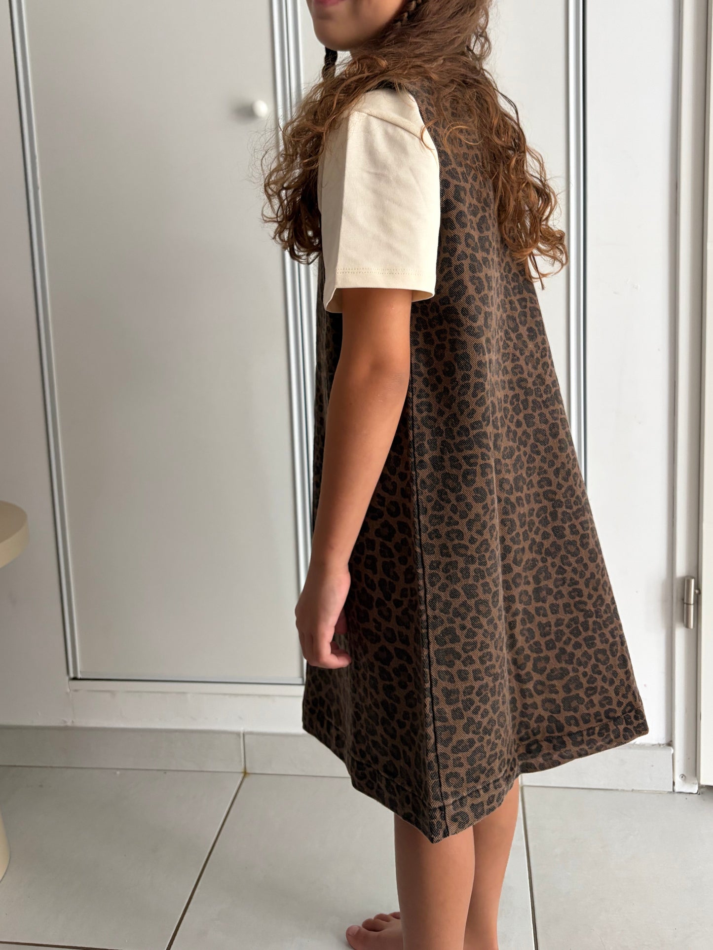 Robe en jeans « léopard »