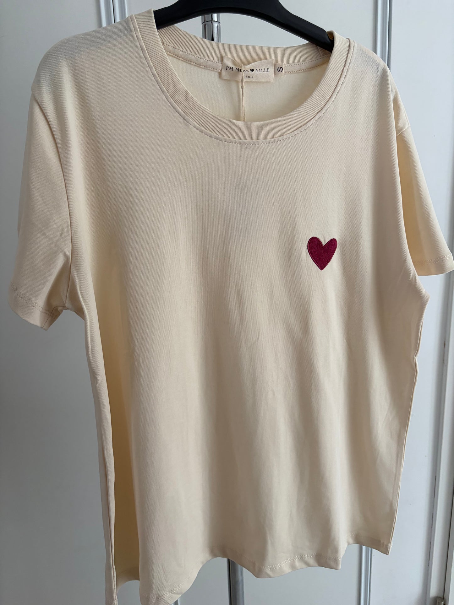 Tee-shirt « mère-fille » avec cœur brodé