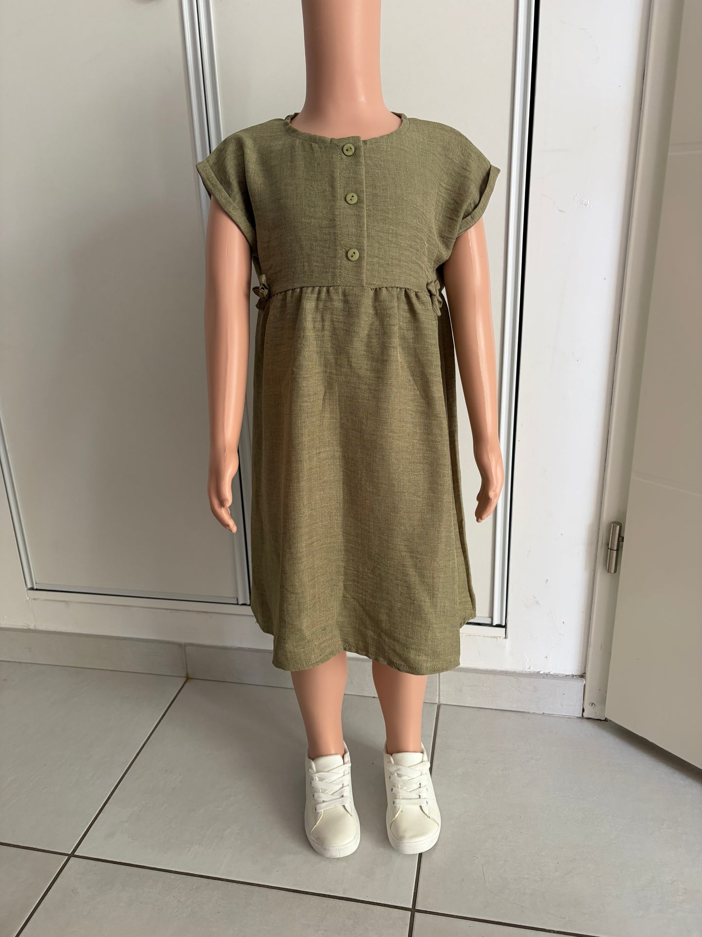Robe kaki fluide