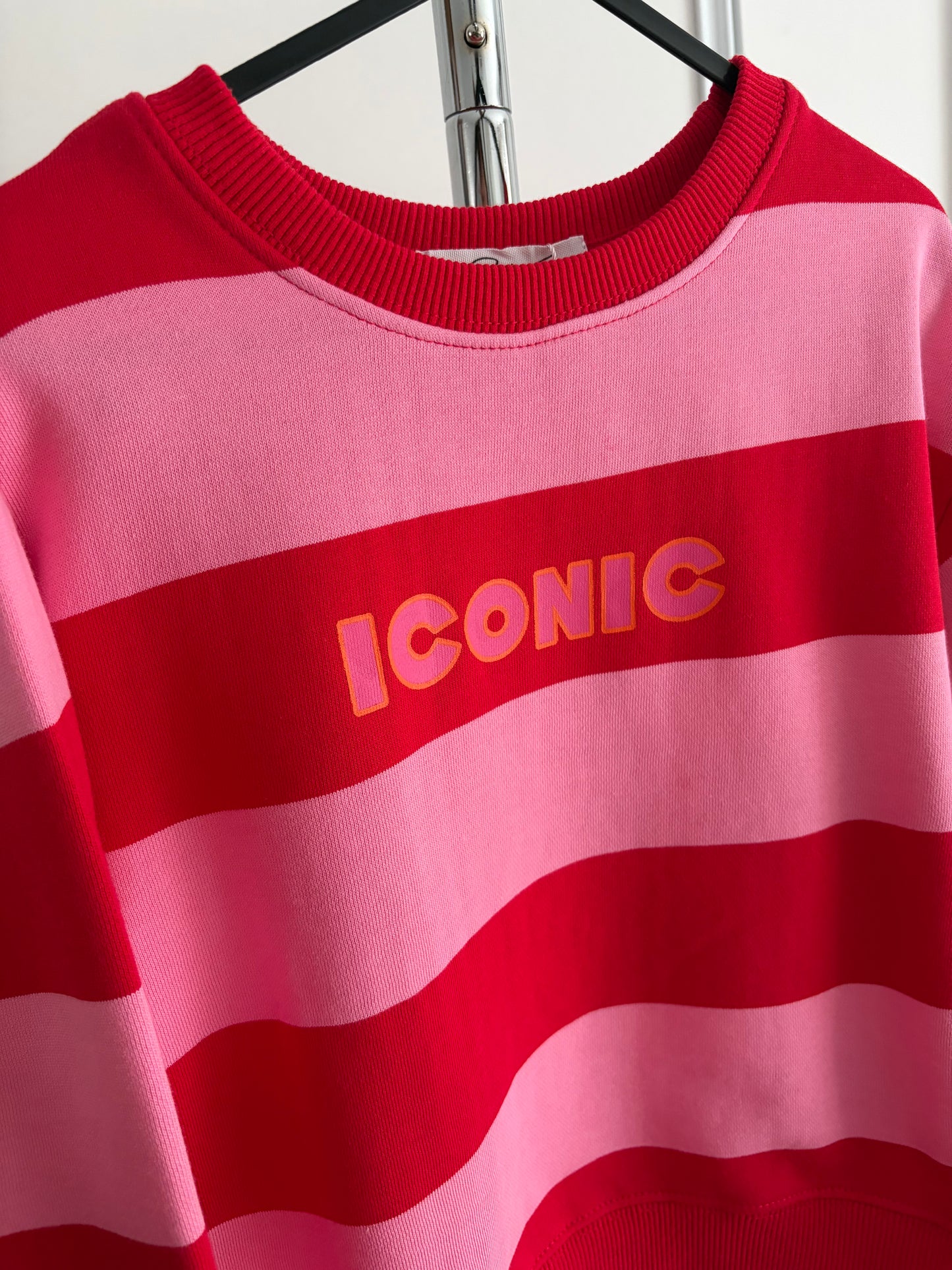 Sweat « ICONIC » rose et rouge