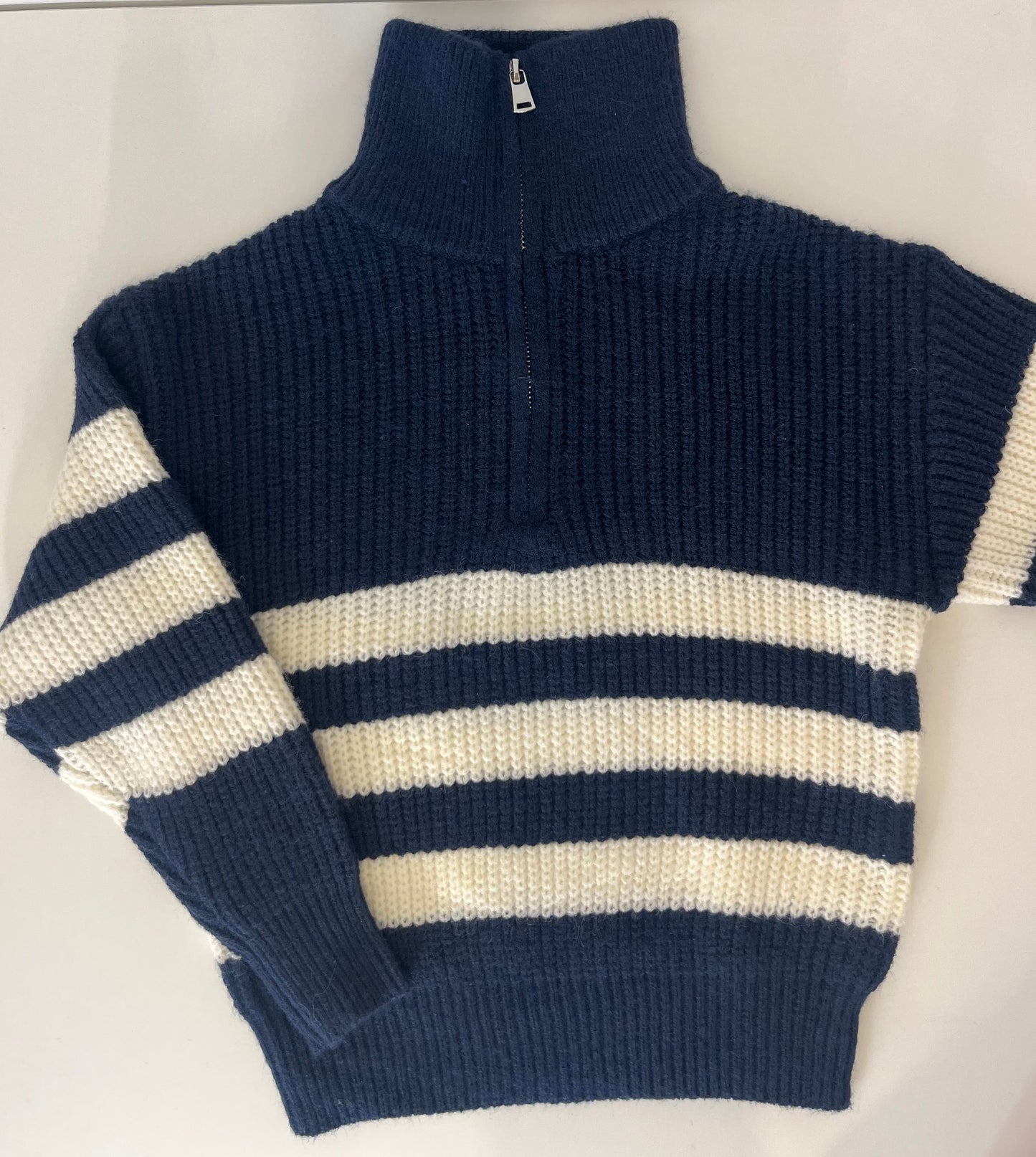 pull marine en maille