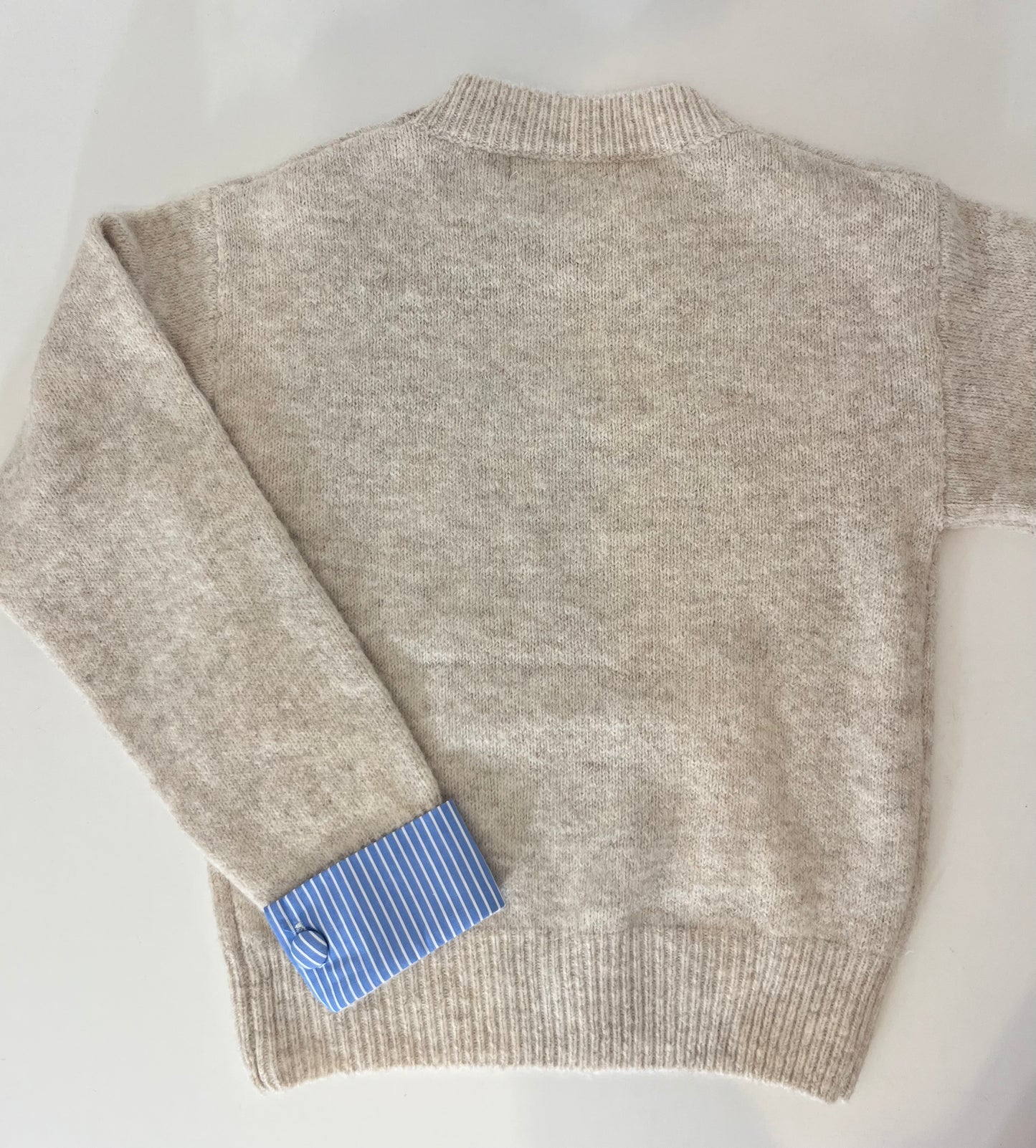 pull avec coeur brodé bleu