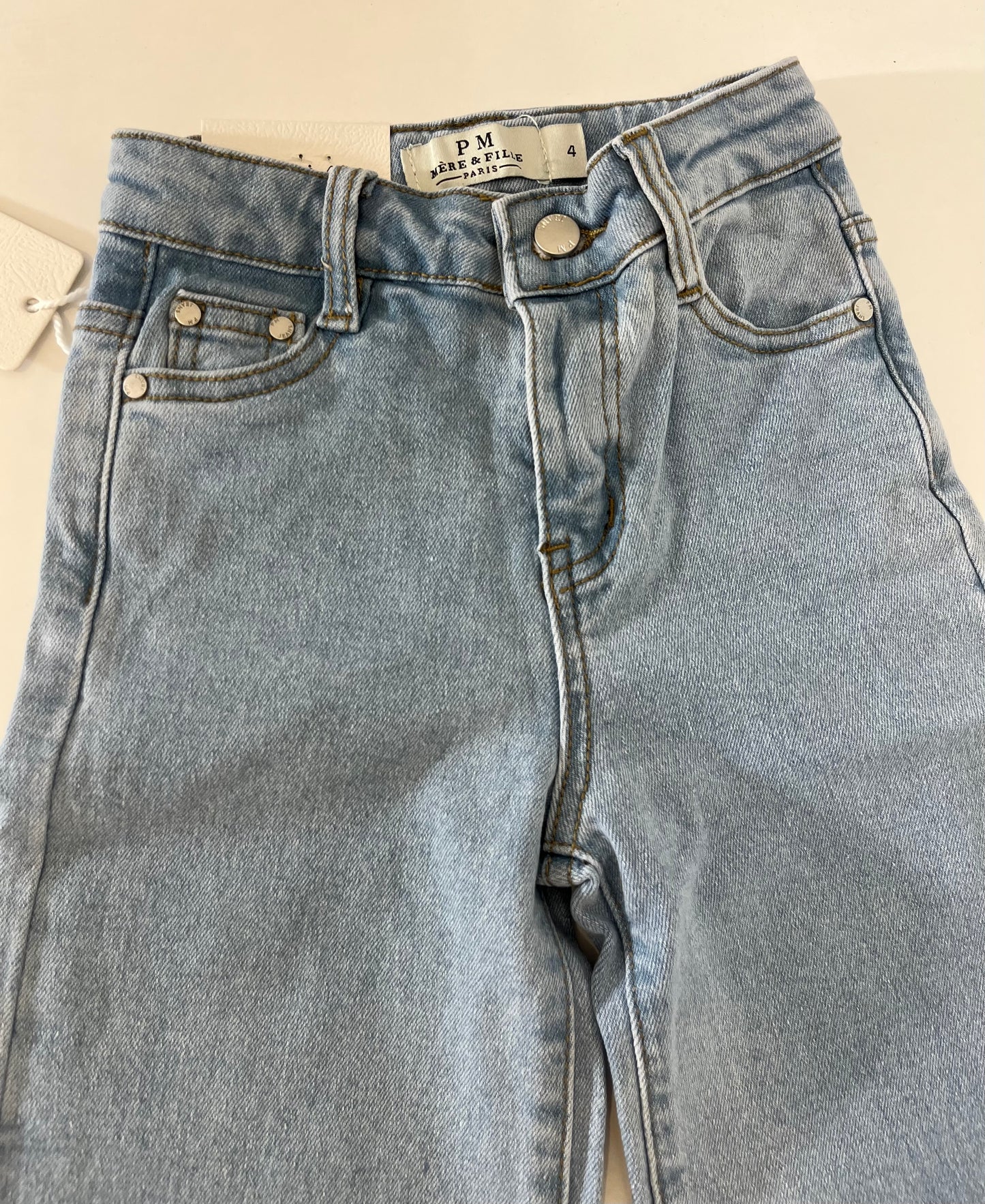 Jean bleu clair coupe droite